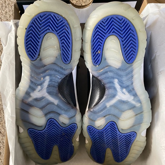 Jordan 11 SPACEJAMS SIZE 6Y/WOMENS 7.5-8 - Picture 7 of 7